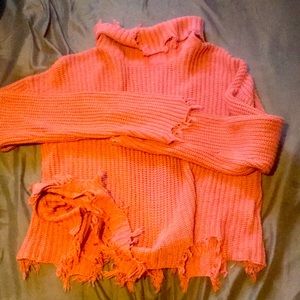 Pink distressed turtleneck 💓